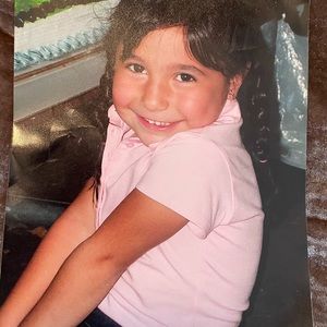 Meet your Posher, Dina